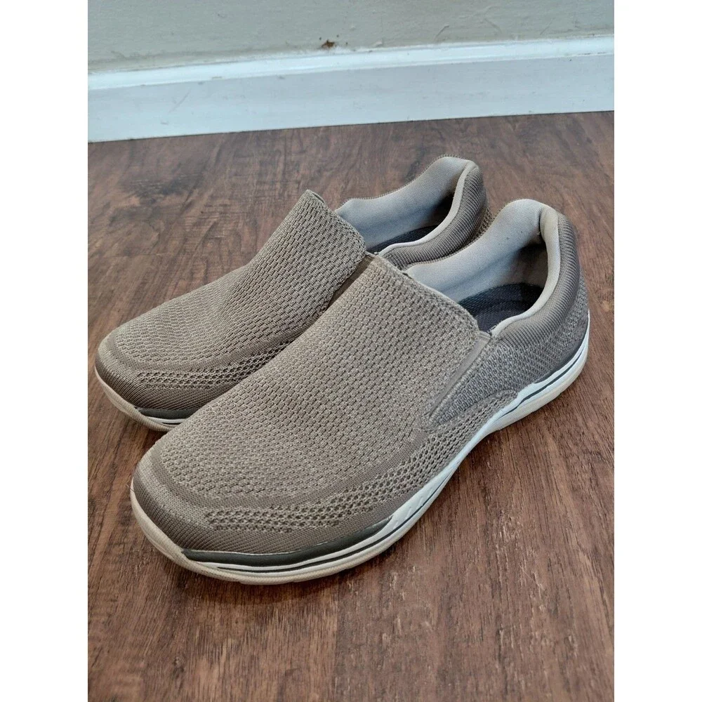 Skechers Memory Foam Relaxed Fit Air Cooled Men Size  8.5 Slip-On Loafers Brown